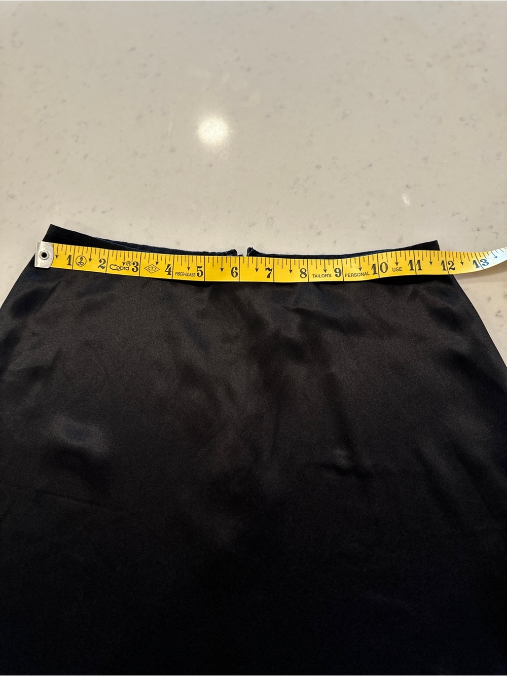 Reformation Black 100% Silk Mini Skirt Size 0 Premium Summer Classic Trendy - Picture 4 of 5